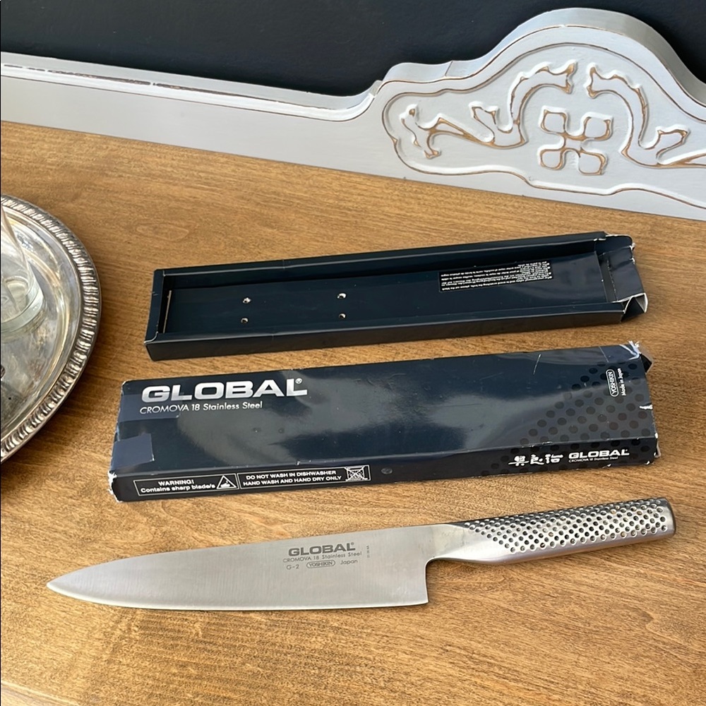 Global Cromova 8” 20cm Japanese Stainless Steel Classic Chef's Knife